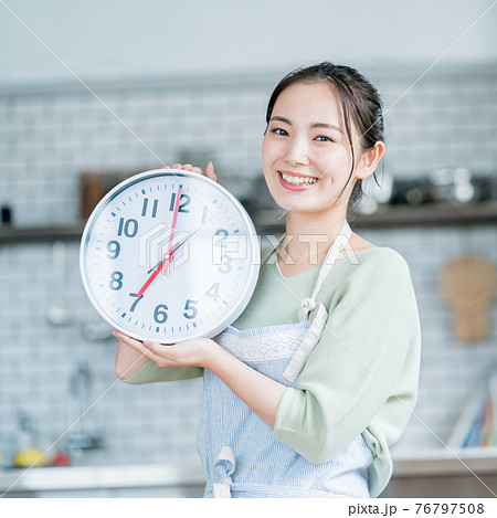 主婦の朝7時 主婦の朝7時 76797508