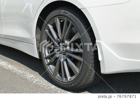 ランフラットタイヤ 76797871