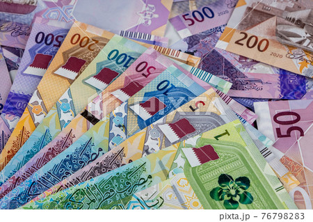 New Qatari Riyal banknotes 76798283
