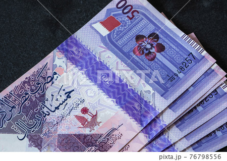 New Qatari Riyal banknotes  76798556
