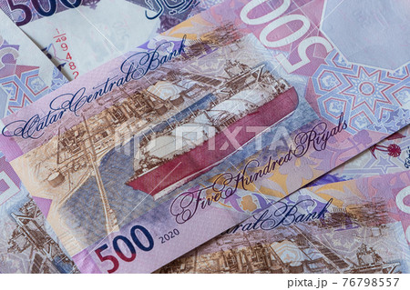 New Qatari Riyal banknotes  76798557