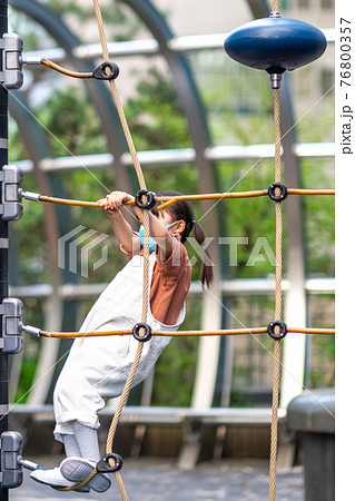 子供 マスク ロープ 76800357