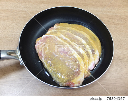 豚肉の西京漬け 豚肉の西京漬け 76804367