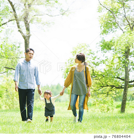 公園　ファミリー　レジャー　 76804404