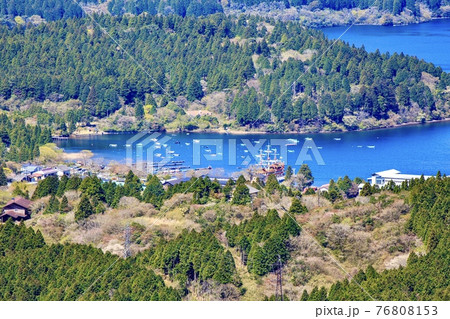 大観山から見る芦ノ湖 76808153