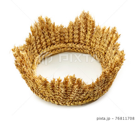 crown made of wheat ears of cereals 76811708