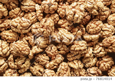 Background or pattern of walnuts without shells. Background or pattern of walnuts without shells. 76814014