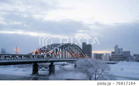 旭川のシンボル旭橋 旭川のシンボル旭橋 76817164