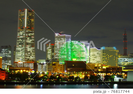 横浜みなとみらいの夜景 横浜みなとみらいの夜景 76817744