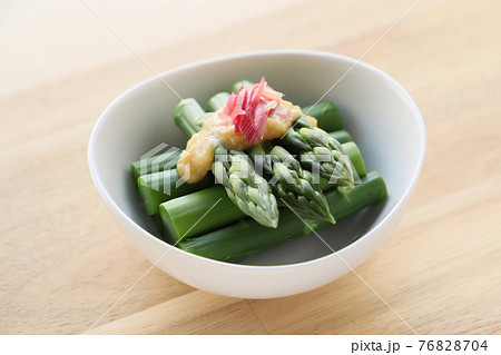 アスパラガスのからし酢みそ 76828704