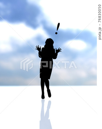 驚く女性シルエット黒　エクスクラメーションマーク　CGイラスト縦 76830050