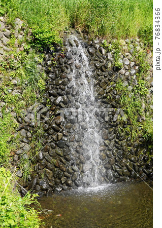 滝 ～三段の滝展望広場 鳩川隧道分水路～ 76834366