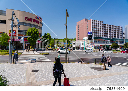 東京 八王子市みなみ野駅前の風景 東京 八王子市みなみ野駅前の風景 76834409
