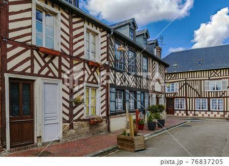 street in Beuvron-en-Auge, France 76837205
