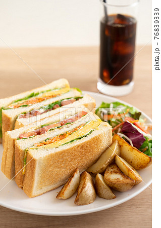 サンドイッチ 76839339