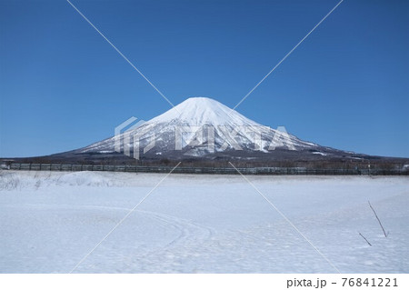 雪の羊蹄山 雪の羊蹄山 76841221