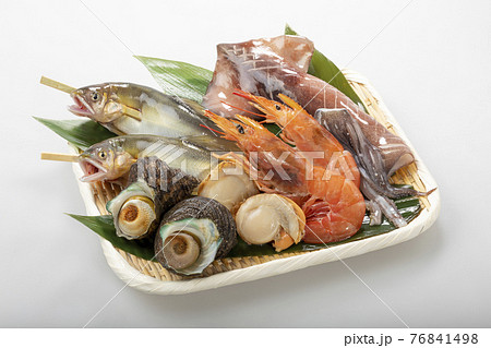 海鮮の盛り合わせ 海鮮の盛り合わせ 76841498