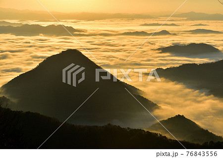 大江山からの福知山盆地の雲海 76843556