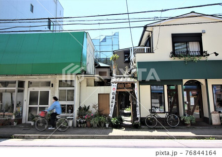 岩亀稲荷と岩亀横丁(横浜市西区) 岩亀稲荷と岩亀横丁(横浜市西区) 76844164