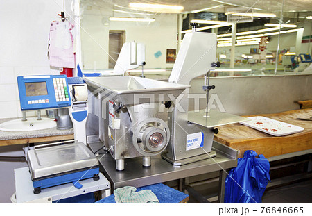 Weighing machine in grocery store Weighing machine in grocery store 76846665