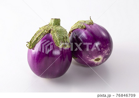 イタリア茄子2個 76846709