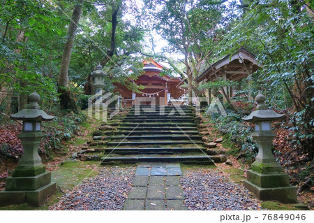 冬の須須神社　石川 76849046