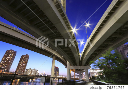 有明ジャンクションの夜景 有明ジャンクションの夜景 76851765