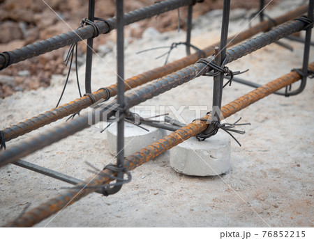 small cement lumps 76852215