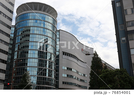 大阪府立男女共同参画・青少年センター 76854001