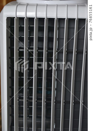 Air cooler radiator air conditioner with air flaps 76855161