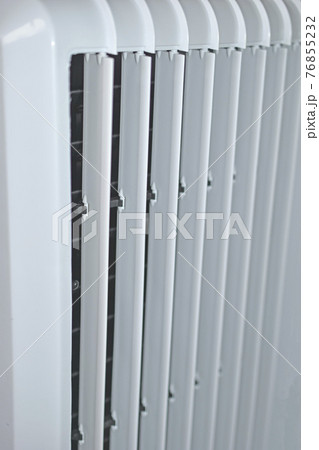 Air cooler radiator air conditioner with air flaps 76855232
