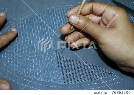 woman shoes design texture on cloth with hand needle for business woman shoes design texture on cloth with hand needle for business 76863200