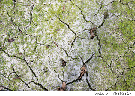 隙間 割れ目 ひび割れ 76865317
