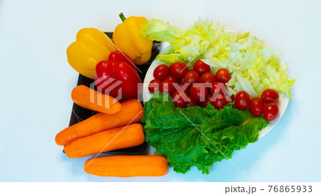 新鮮 食べ物 フード 76865933