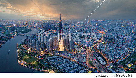 Top view of Ho Chi Minh City and Landmark 81 in the beautiful sunset 76866263