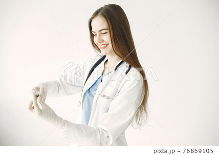 Doctor with vaccination against covid19 Doctor with vaccination against covid19 76869105