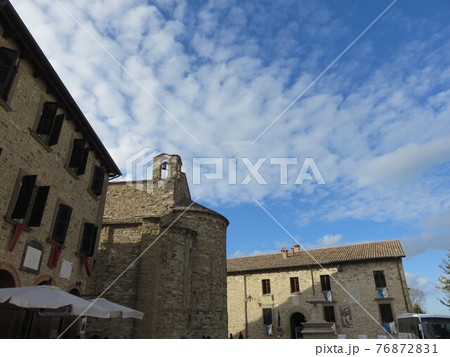 Historical detail 76872831