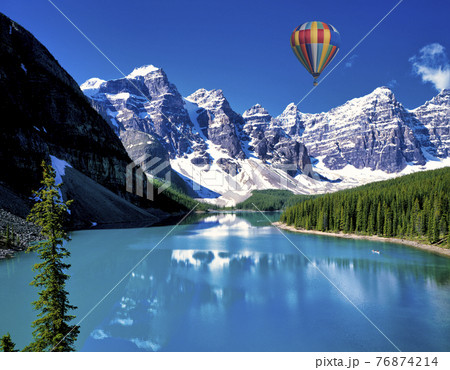 カナディアンロッキーのモレイン湖 カナディアンロッキーのモレイン湖 76874214