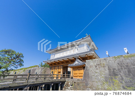 鹿児島城（鶴丸城）と鹿児島県歴史資料センター黎明館 76874684