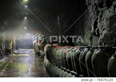 洞窟 鍾乳洞 岩窟 76876120