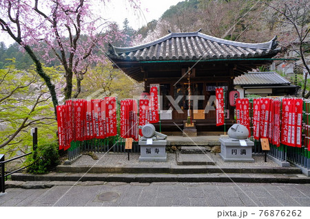 大和路の花の御寺 長谷寺の大黒堂 大和路の花の御寺 長谷寺の大黒堂 76876262