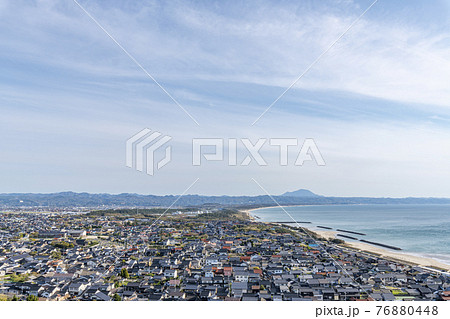 島根県出雲市 奉納山公園展望台から望む 神話の町 出雲の街並み 島根県出雲市 奉納山公園展望台から望む 神話の町 出雲の街並み 76880448