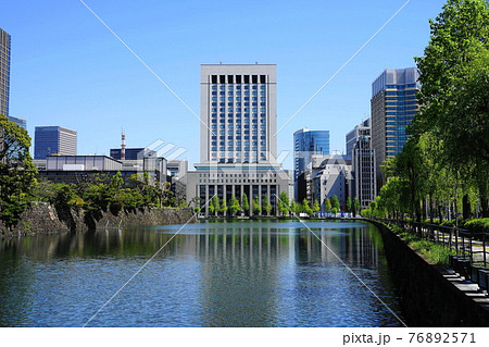 4月 千代田76お堀と第一生命保険㈱本社(中央) 4月 千代田76お堀と第一生命保険㈱本社(中央) 76892571