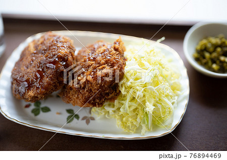 みんな大好きメンチカツ 76894469