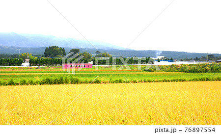 阿蘇の南阿蘇鉄道の空撮 阿蘇の南阿蘇鉄道の空撮 76897554