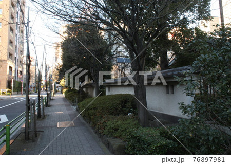 水天宮付近の公園入口 76897981