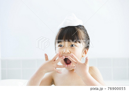 女の子　子供　シャンプー 76900055