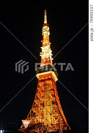 夜の東京タワー 76900337
