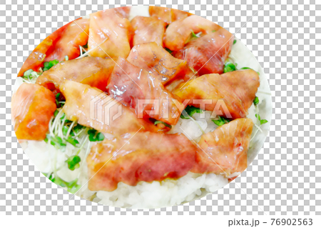 家庭的で素朴な自宅調理の「ヨコワの海鮮丼」水彩画風 絵手紙 家庭的で素朴な自宅調理の「ヨコワの海鮮丼」水彩画風 絵手紙 76902563