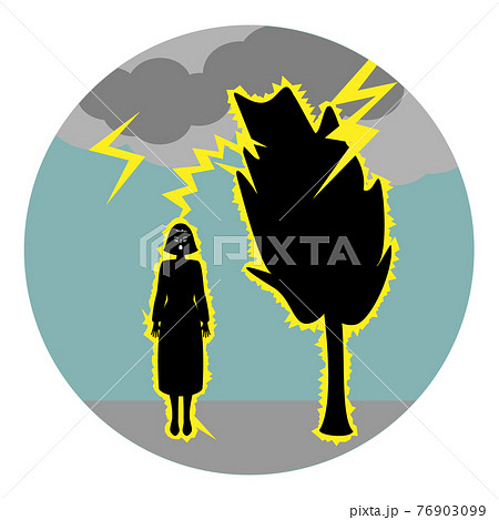 雷に打たれる樹木と側撃雷を受ける女性のイラスト 雷に打たれる樹木と側撃雷を受ける女性のイラスト 76903099